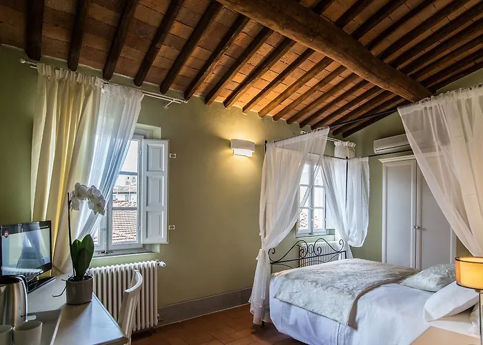 B&B Residenza Di Via Fontana Lucca